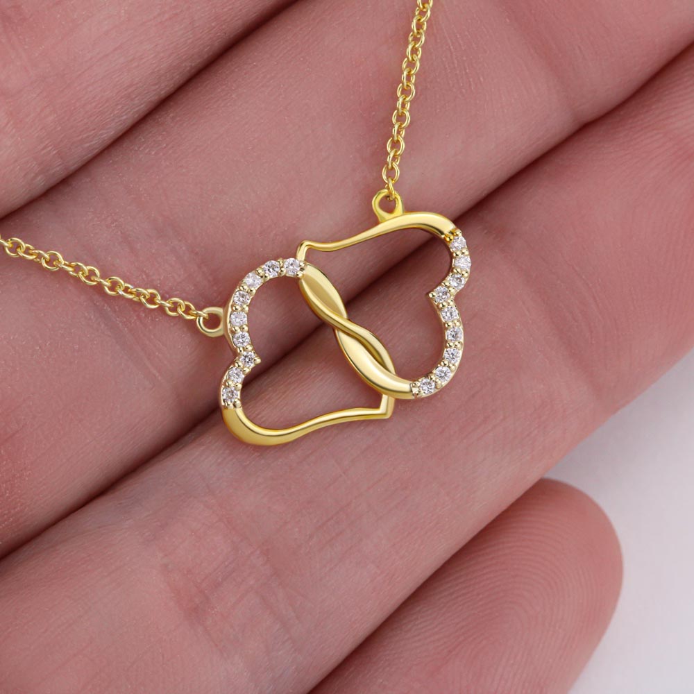 Stunning intertwining hearts Necklace for your Person